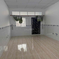 Cho thuê nhà trệt lầu 3,5x16m 3phòng sẵn 3 máy lạnh gần Chợ An Hoà