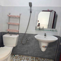 Cho thuê nhà trệt lầu 3,5x16m 3phòng sẵn 3 máy lạnh gần Chợ An Hoà