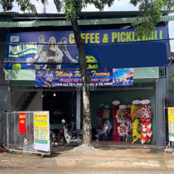 Sang nhượng tổ hợp 900m2 gồm sân pickleball, cafe và quán ăn