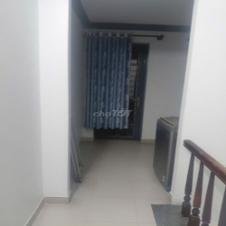 Cho thuê nhà nguyên căn 3.5 tấm Nguyễn Sỹ Sách