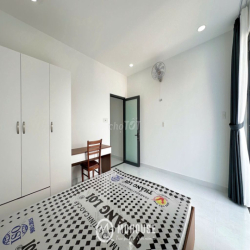 2PN 1PK BAN CÔNG MỚI NGAY BỜ KÈ HOÀNG SA TRƯỜNG SA GIÁP TRUNG TÂM