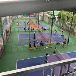 Sang nhượng tổ hợp 900m2 gồm sân pickleball, cafe và quán ăn