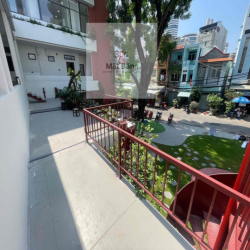 CHO THUÊ MẶT BẰNG - MỞ QUÁN CAFE - NGAY KHU TRƯỜNG ĐH Q. BÌNH THẠNH !!