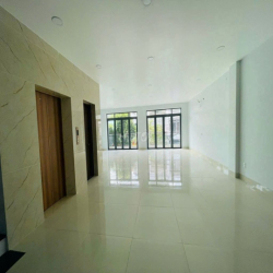 🌸💯Góc Đẹp 2 MTKD 20m khu Tên Lửa 10x20m 4 tầng LỀ 5m KD SUNG GẦN V.Đ.T