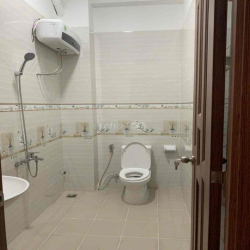 Cho thuê nhà MTNB đối diện công viên sát Aeon dt 4x20 xd 3,5 tấm