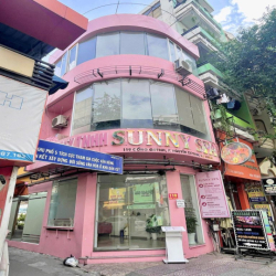 CHO THUÊ NHÀ GÓC 2MT CỐNG QUỲNH Q1, DT 3.5x18M, TRỆT 2 LẦU –  50 TRIỆU