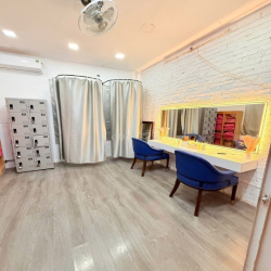 CHO THUÊ NHÀ GÓC 2MT CỐNG QUỲNH Q1, DT 3.5x18M, TRỆT 2 LẦU –  50 TRIỆU