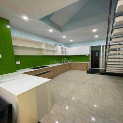 Q11 - Hẻm 247 minh phụng p9 Q11