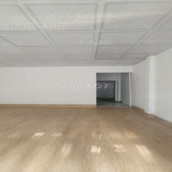 NHÀ MT NHÁNH ĐƯỜNG XE TẢI GIÁP Tân BÌNH 