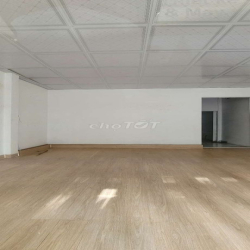 NHÀ MT NHÁNH ĐƯỜNG XE TẢI GIÁP Tân BÌNH 