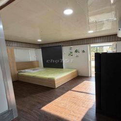 Cho thuê CHDV full nội thất mặt tiền Hoa Sữa Phú Nhuận.