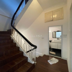 CHÍNH CHỦ CHO THUÊ NHÀ NGUYÊN CĂN HÀO NAM –HOÀNG CẦU  -TIỆN KINH DOANH