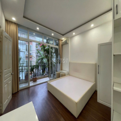 CHÍNH CHỦ CHO THUÊ NHÀ NGUYÊN CĂN HÀO NAM –HOÀNG CẦU  -TIỆN KINH DOANH