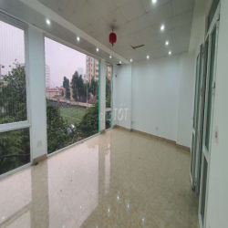 Cho thuê nhà làm văn phòng  và mặt bằng kinh doanh