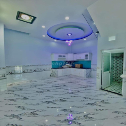 Cho thuê nhà MT 305A Nguyễn Trọng Tuyển P.10 Q. Phú Nhuận.