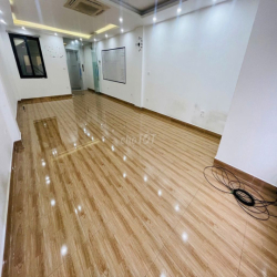 văn phòng đường miếu đầm cạnh khách sạn JW Marriott 60m