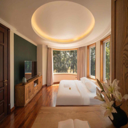 Cho thuê Biệt thự trung tâm Quận 2, DTSD: 1100m2, 7PN, có hồ bơi