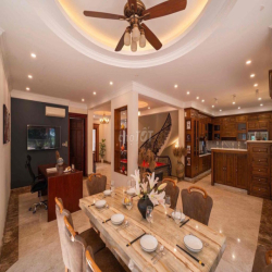 Cho thuê Biệt thự trung tâm Quận 2, DTSD: 1100m2, 7PN, có hồ bơi