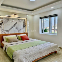 Cho thuê nhà mới trệt 4 lầu 4pn ngay chợ thạch đà 18tr