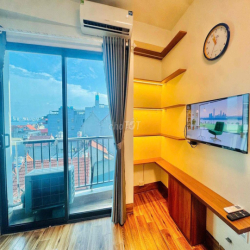 Căn hộ 1pn view hồ tầng cao full đồ cực đẹp - ngay Lotte Mall Tây Hồ