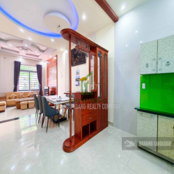 Biệt Thự 4 Phòng Ngủ Phúc Lộc Viên Gần Biển | B555