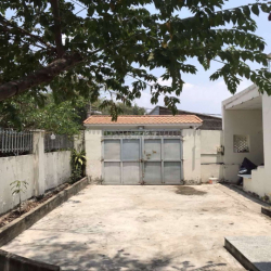 Nhà biệt thự vườn cho thuê