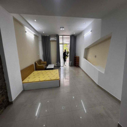 Cần sang lại căn 60m2, lối đi riêng