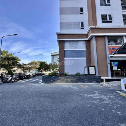 Cho thuê tầng trệt căn góc 2 lối Đông Nam Hacom Galacity sẳn thiết bị