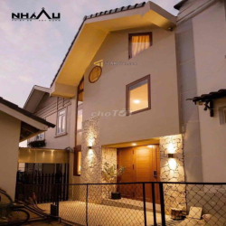 Nhà phố đã hoàn công cách Hồ Xuân Hương 500m