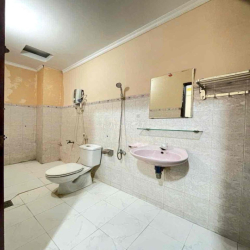 CHO THUÊ PHÒNG TRỌ RỘNG MẶT TIỀN MẬU THÂN SẴN NỘI THẤT CƠ BẢN 2.2TR