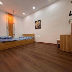 Nhà xinh full nội thất đường PNL, GV