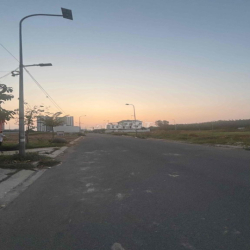 chính chủ cho thuê phòng mặt tiền đường thuận tiện di chuyển