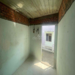 Nhà trọ mặt tiền quốc lộ 1A