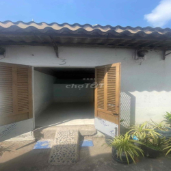 Nhà trọ mặt tiền quốc lộ 1A