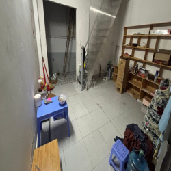 SANG NHƯỢNG MẶT BẰNG