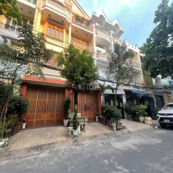 cho thuê nguyên căn 4 tầng 8×20- 11 phòng- khu tên lửa