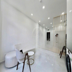 Cho thuê CHDV mini Võ Văn Tần Quận 3 30m2