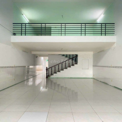 CHO THUÊ NHÀ KDC 586 TRỆT LỬNG LẦU CÓ SÂN SAU 