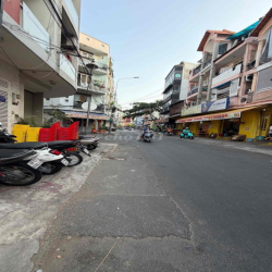 Mặt bằng KD tự do ngay trung tâm Phan Xích Long Phú Nhuận.