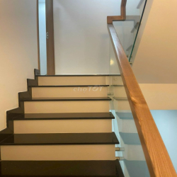 CHO THUÊ Nhà mới đẹp, đường Đặng Thùy Trâm rộng 12m, 3 Tầng, gần ĐHVL