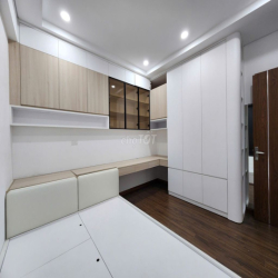 Cho thuê căn hộ chung cư 39 Lương Khánh Thiện