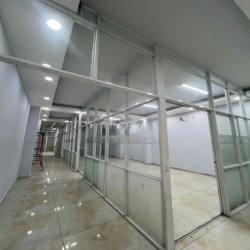 Cho thuê mặt bằng tầng trệt - lối đi riêng -khu sân bay