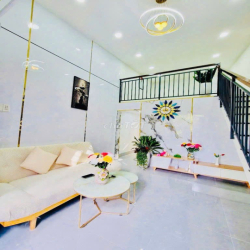 nhà gần mặt tiền đường số 9 Linh Xuân oto đỗ cửa full nội thất