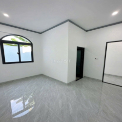 Bán Nhà Cấp 4 Gần Big C Tân Phong Đồng Khởi Chỉ Cần 300tr Là Mua Được