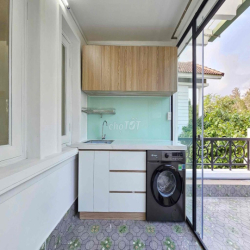 Căn Hộ Tách Bếp Ban Công Sân Vườn Ngay Đường Him Lam Quận 7