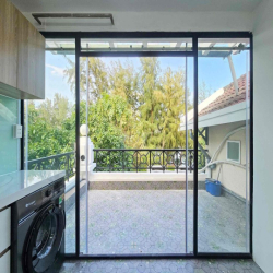 Căn Hộ Tách Bếp Ban Công Sân Vườn Ngay Đường Him Lam Quận 7