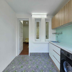 Căn Hộ Tách Bếp Ban Công Sân Vườn Ngay Đường Him Lam Quận 7