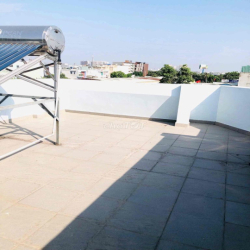 Nhà sạch sẽ 2 mặt tiền thoáng 2 lầu 4pn gần Q.2