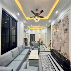 🔥 CHO THUÊ VILLA 2 TẦNG FULL NỘI THẤT CAO CẤP – THỦY XUÂN, TP HUẾ 🔥