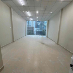 CỰC PHẨM ỐP KÍNH 86 Phổ Quang, P2, Tân Bình DTSD 550m² sàn suốt